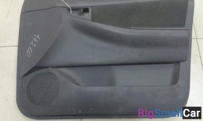 Обшивка двери передней правой (под электрику) от Toyota Corolla E120 2000-2007