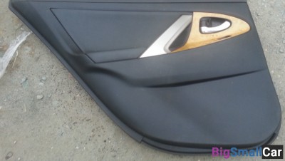 Обшивка двери задней левой Toyota Camry 40 б/у